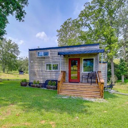 Abingdon Vacation Rental Tiny Home On 10-Acre Farm